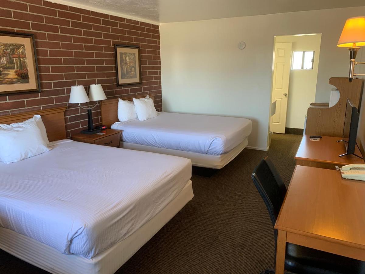 Oquirrh Mountain Inn Tooele Экстерьер фото