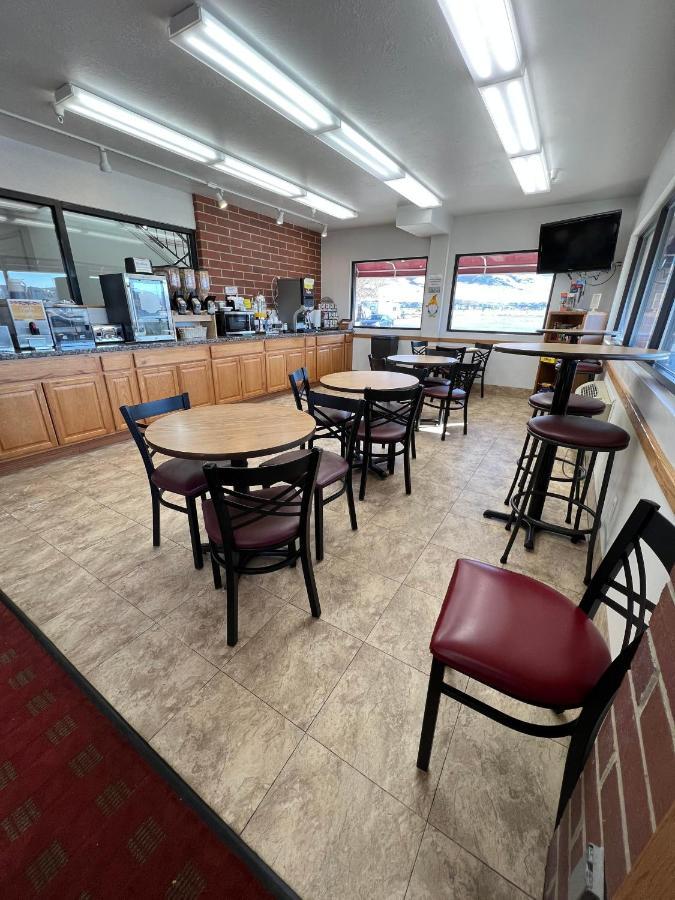 Oquirrh Mountain Inn Tooele Экстерьер фото